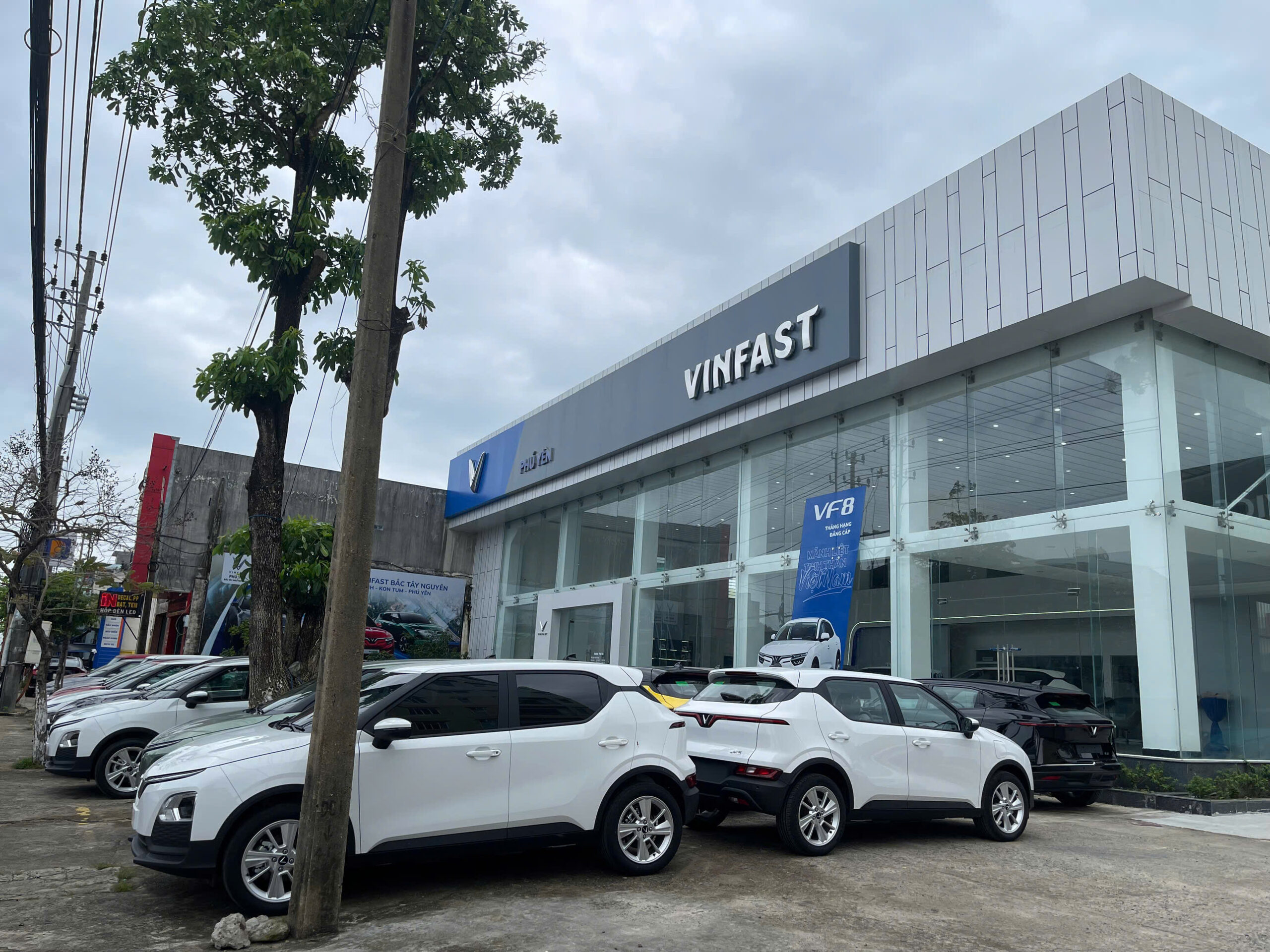 VinFast Phú Yên – Đại Lý Chính Hãng, Giá Tốt, Giao Xe Nhanh, Dịch Vụ 5 Sao 30 VinFast Phú Yên – Đại Lý Chính Hãng, Giá Tốt, Giao Xe Nhanh, Dịch Vụ 5 Sao showroom vinfast 3s phú yên